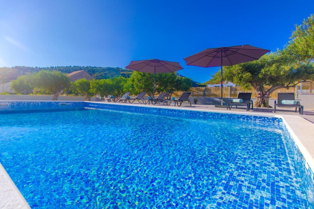 Villa Antonia With Heated Pool Dograde Εξωτερικό φωτογραφία